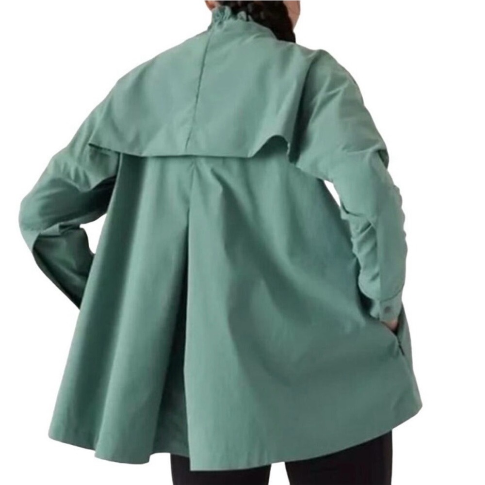 M Athleta Advantage Poplin Windbreaker
Jacket Teal UPF50 Vent